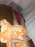 Gambar peribadi perempuan murahan kecil di rumah
