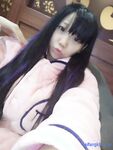 双马尾辫清纯萝莉半脱下内裤被炮友随意操，无毛粉穴第一视角拍摄，进进出出啊啊直叫，操的非常享受捂着脸