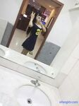 双马尾辫清纯萝莉半脱下内裤被炮友随意操，无毛粉穴第一视角拍摄，进进出出啊啊直叫，操的非常享受捂着脸