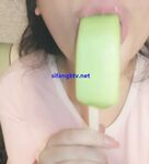 가장 아름다운 인터넷 유명인 "The Old Gao Gao", 최고의 대비 암캐는 성수를 마시고 친구들 사이에서 유출 된 비공개 비디오에서 섹스를합니다. 매력적인 비공개 비디오 HD 200P HD 720P 버전.