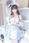 Album Foto Kebajikan Rumah Persendirian Mi Nasi—Pakaian Pembantu Rumah Biru dan Putih