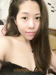 รอยแตกล่าสุด: ลูกสะใภ้จากครอบครัวที่ดีช่วยตัวเองที่บ้านโดยไม่มีผู้ชาย