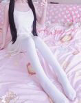 白色连衣裙