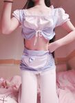 藍色毛衣