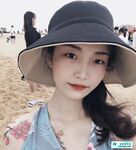 상하이의 부유한 가정의 딸이 그녀의 성생활 사진을 많이 유출했습니다. 망할.