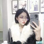 상하이의 부유한 가정의 딸이 그녀의 성생활 사진을 많이 유출했습니다. 망할.