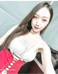 漂亮女神被金主爸爸调教沦为小母狗机场公厕露出全裸摸乳玩穴太淫荡欠操了完美露脸高清