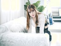 高颜女神『Pony』巨乳女秘书的快速加薪秘籍首支自慰呻吟超性感原声影片流出高清