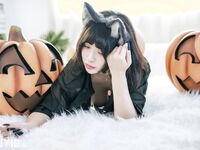 巨乳系女神『茹茹』首次无胸贴尺度大突破万圣节独家限定色魔女超透视感高清