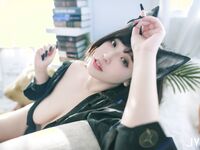 巨乳系女神『茹茹』首次无胸贴尺度大突破万圣节独家限定色魔女超透视感高清