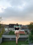 Dewi kecergasan Korea mempunyai punggung yang hebat dan melakukan hubungan seks yang sengit dengan teman lelakinya di pelbagai tempat Dia dengan berani mendedahkan keinginan seksual wanita itu bukan biasa-biasa.