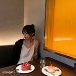 私房一月最新流出『魔手 外購』極品廁拍《藝校極品學生妹》(同學)4 大尺度挑逗 撩騷 超水靈2