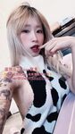 台湾反差网红@阿璃fansone订阅尺度视图合集
