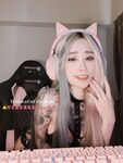 台湾反差网红@阿璃fansone订阅尺度视图合集