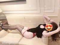 名媛福利姬@海绵爸爸淫乱私拍视图