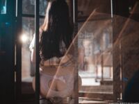 有喵醬 - 恥辱廁室