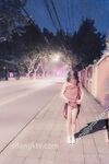 全裸出被十六個路人看光身體