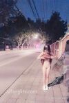 全裸出被十六個路人看光身體