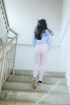 Đối diện ký túc xá nam, máy hút bụi bị lộ và bị theo dõi