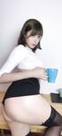 Naixi Jiang Nice-Selfie หมายเลข 12- เลขาที่ทำงานไม่ถูกต้อง