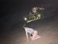高顏模特身材氣質網紅女神【總在你背後TK】露臉淫亂私拍，女神調教成母狗給黃毛兄弟一起肏3P