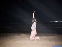 高顏模特身材氣質網紅女神【總在你背後TK】露臉淫亂私拍，女神調教成母狗給黃毛兄弟一起肏3P