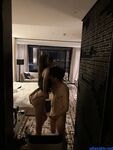 高顏模特身材氣質網紅女神【總在你背後TK】露臉淫亂私拍，女神調教成母狗給黃毛兄弟一起肏3P