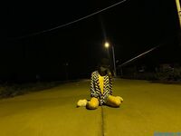 高顏模特身材氣質網紅女神【總在你背後TK】露臉淫亂私拍，女神調教成母狗給黃毛兄弟一起肏3P
