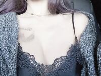 -Showing your face is the way to go! The high-faced S-class beautiful pussy peripheral green tea bitch [Bo Yi] privately filmed in the welfare group, touching herself Lily and having sex with water jets and masturbating her pussy