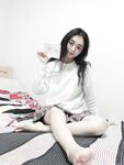 反差露臉美女應大神【一少】定製+19套情趣淫照 白色毛衣JK
