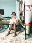 最新10月【国庆极品泄密】美女白炜X被男友调教成母狗！如此纯情的纯妹子，被调教的很听话，温顺的像小绵阳被干的哇哇叫