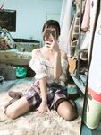 最新10月【国庆极品泄密】美女白炜X被男友调教成母狗！如此纯情的纯妹子，被调教的很听话，温顺的像小绵阳被干的哇哇叫