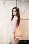 顏值巔峰秀人網當紅女神模特魚子醬閨蜜【杏子】大膽私拍2套-番外跳蛋