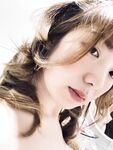 Twitterで最新の流出したのは、さまざまな卑猥なプライベート写真を撮影する代替心理学の女子大生[カリン]です。彼女はプライベートな部分を作成するのが好きで、親友のリリーとセックスするのが好きです。