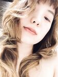 Twitterで最新の流出したのは、さまざまな卑猥なプライベート写真を撮影する代替心理学の女子大生[カリン]です。彼女はプライベートな部分を作成するのが好きで、親友のリリーとセックスするのが好きです。