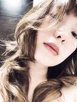 Twitterで最新の流出したのは、さまざまな卑猥なプライベート写真を撮影する代替心理学の女子大生[カリン]です。彼女はプライベートな部分を作成するのが好きで、親友のリリーとセックスするのが好きです。