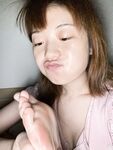 Twitterで最新の流出したのは、さまざまな卑猥なプライベート写真を撮影する代替心理学の女子大生[カリン]です。彼女はプライベートな部分を作成するのが好きで、親友のリリーとセックスするのが好きです。