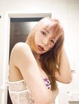 Twitterで最新の流出したのは、さまざまな卑猥なプライベート写真を撮影する代替心理学の女子大生[カリン]です。彼女はプライベートな部分を作成するのが好きで、親友のリリーとセックスするのが好きです。