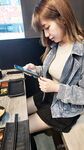 Twitterで最新の流出したのは、さまざまな卑猥なプライベート写真を撮影する代替心理学の女子大生[カリン]です。彼女はプライベートな部分を作成するのが好きで、親友のリリーとセックスするのが好きです。