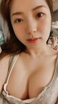 Twitterで最新の流出したのは、さまざまな卑猥なプライベート写真を撮影する代替心理学の女子大生[カリン]です。彼女はプライベートな部分を作成するのが好きで、親友のリリーとセックスするのが好きです。