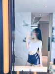 模特身材一字马极品娇妻【性爱猫】订阅，各种黄色剧情大片，户外群P乱伦勾引