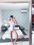 Showing your face is the way to go! With 280,000 followers on Twitter, hairless first-line steamed bun pussy 36D pure desire girl [rabbit brownie] privately filmed, Lily exposed various types of training and sex