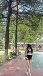 极品大长腿苗条身材阴钉骚妻【金秘书】付费福利，公园超市各种露出放尿丝袜塞逼自慰，太顶强推