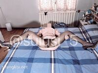 超级巨乳女神【老公不在家】露脸私拍，各种自慰调教啪啪，巨乳肥臀无毛一线天馒头逼，天生极品炮架子
