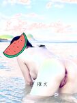 顔を見せることが最善策です！人々は見た目が清らかで、肌が白く、無毛で美しく、女の子を露出するのが大好きであるべきではありません[Yiliwen]を購読して、街頭のスーパーマーケットやショッピングモールでさまざまな人々の前で自分自身を露出させてください。