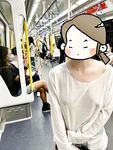 顔を見せることが最善策です！人々は見た目が清らかで、肌が白く、無毛で美しく、女の子を露出するのが大好きであるべきではありません[Yiliwen]を購読して、街頭のスーパーマーケットやショッピングモールでさまざまな人々の前で自分自身を露出させてください。