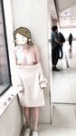 顔を見せることが最善策です！人々は見た目が清らかで、肌が白く、無毛で美しく、女の子を露出するのが大好きであるべきではありません[Yiliwen]を購読して、街頭のスーパーマーケットやショッピングモールでさまざまな人々の前で自分自身を露出させてください。