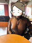 顔を見せることが最善策です！人々は見た目が清らかで、肌が白く、無毛で美しく、女の子を露出するのが大好きであるべきではありません[Yiliwen]を購読して、街頭のスーパーマーケットやショッピングモールでさまざまな人々の前で自分自身を露出させてください。