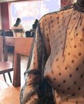 顔を見せることが最善策です！人々は見た目が清らかで、肌が白く、無毛で美しく、女の子を露出するのが大好きであるべきではありません[Yiliwen]を購読して、街頭のスーパーマーケットやショッピングモールでさまざまな人々の前で自分自身を露出させてください。
