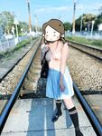顔を見せることが最善策です！人々は見た目が清らかで、肌が白く、無毛で美しく、女の子を露出するのが大好きであるべきではありません[Yiliwen]を購読して、街頭のスーパーマーケットやショッピングモールでさまざまな人々の前で自分自身を露出させてください。